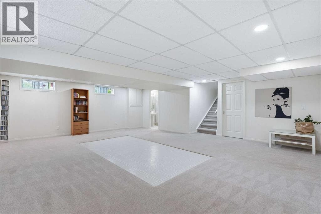 11 Edgemont Rise NW property photo 34
