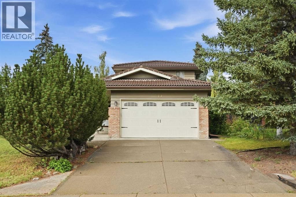 11 Edgemont Rise NW property photo 4