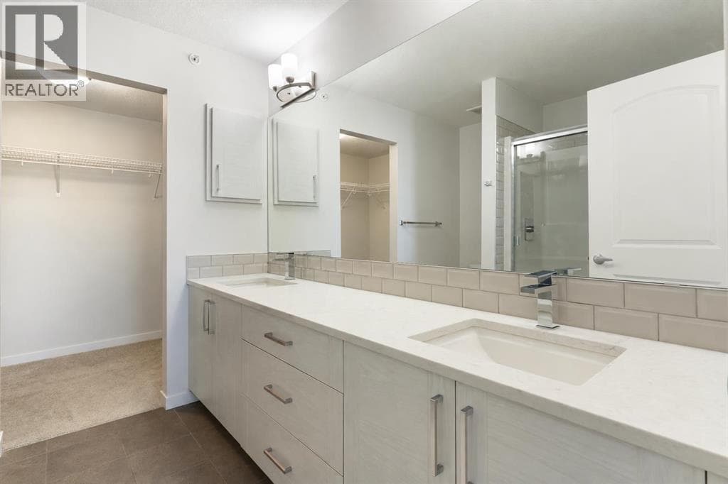 402, 300 Harvest Hills Place NE property photo 25