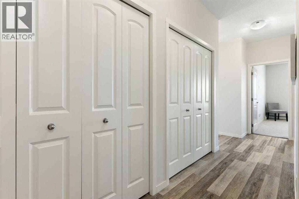 402, 300 Harvest Hills Place NE property photo 5