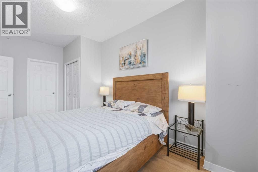 1907, 1053 10 Street SW property photo 14