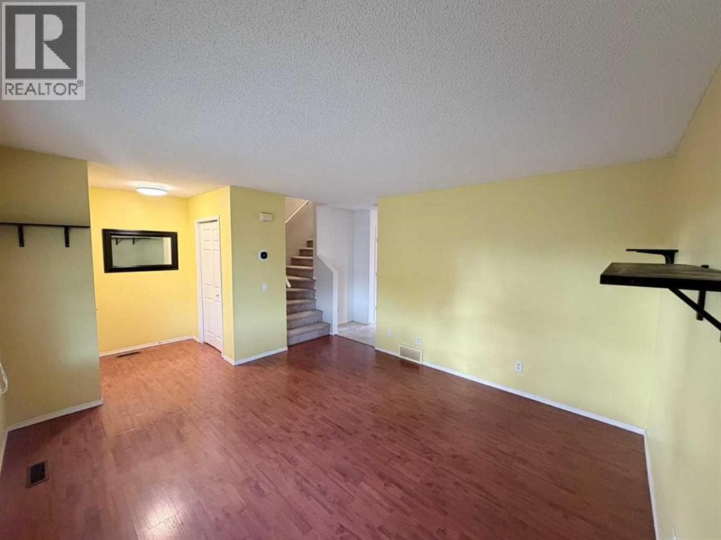 75 Covepark Square NE property photo 5