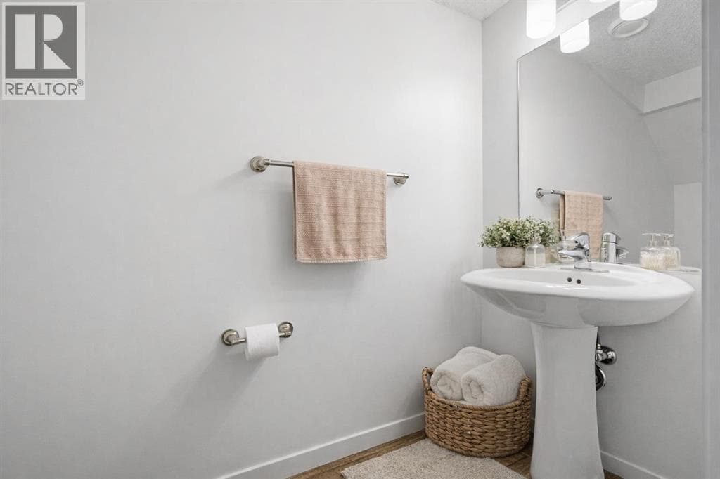 111 Auburn Bay Street SE property photo 22