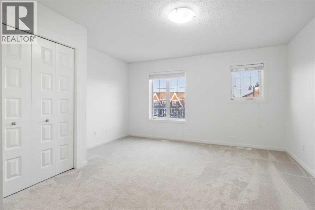 111 Auburn Bay Street SE property photo 28