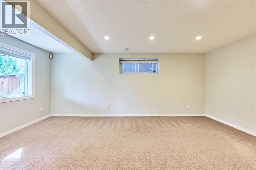 507 Panatella Square NW property photo 32