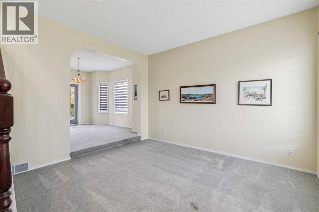 912 Woodbine Boulevard SW property photo 4