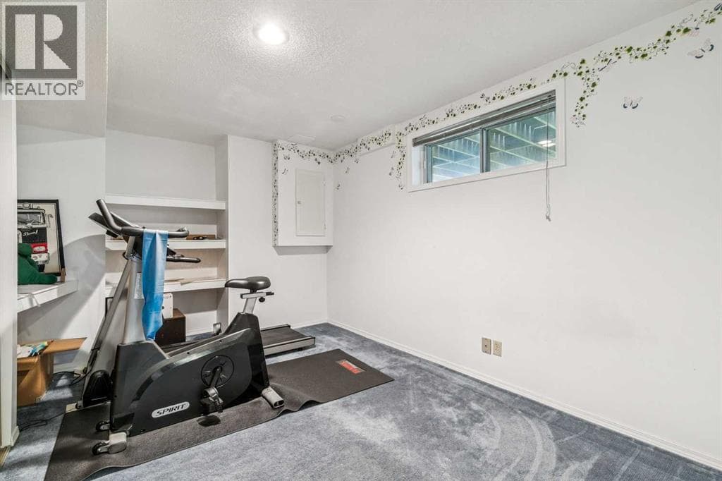 912 Woodbine Boulevard SW property photo 30