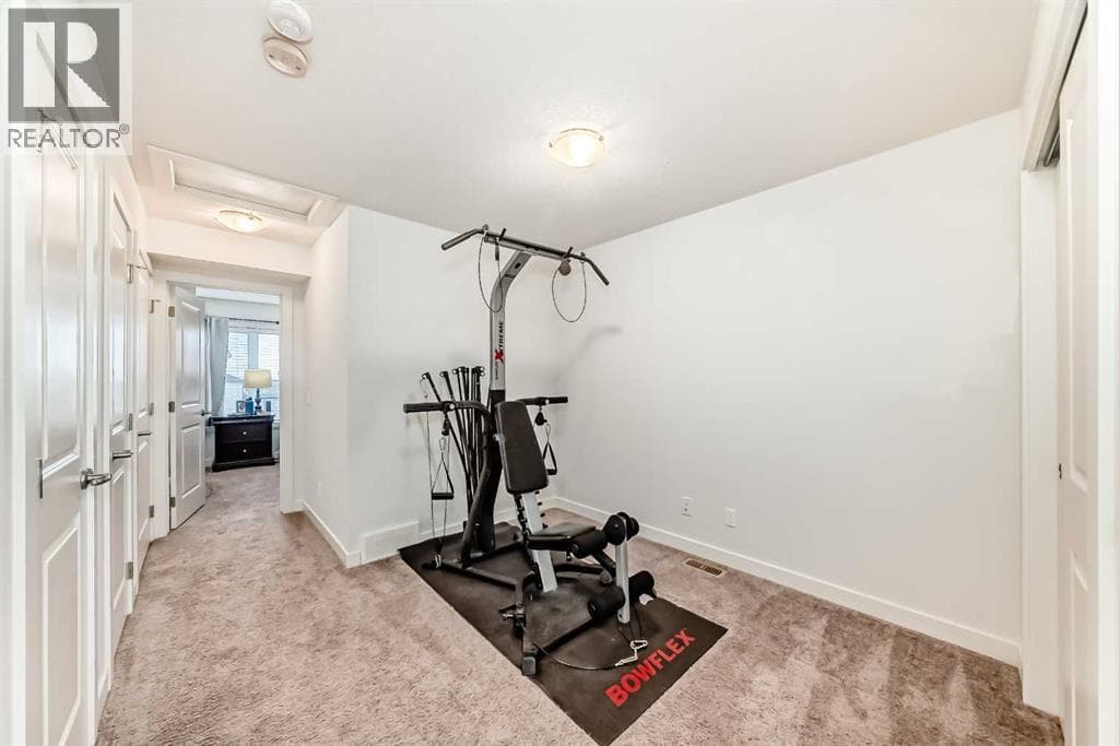 306, 11 Evanscrest Mews NW property photo 12