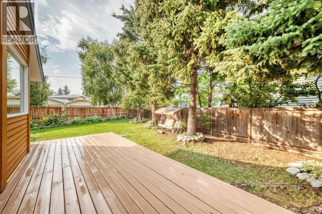 39 Woodfield Crescent SW property photo 26