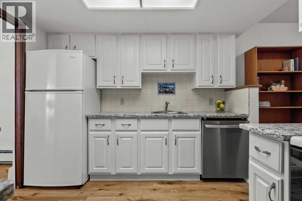 406, 3719B 49 Street NW property photo 13