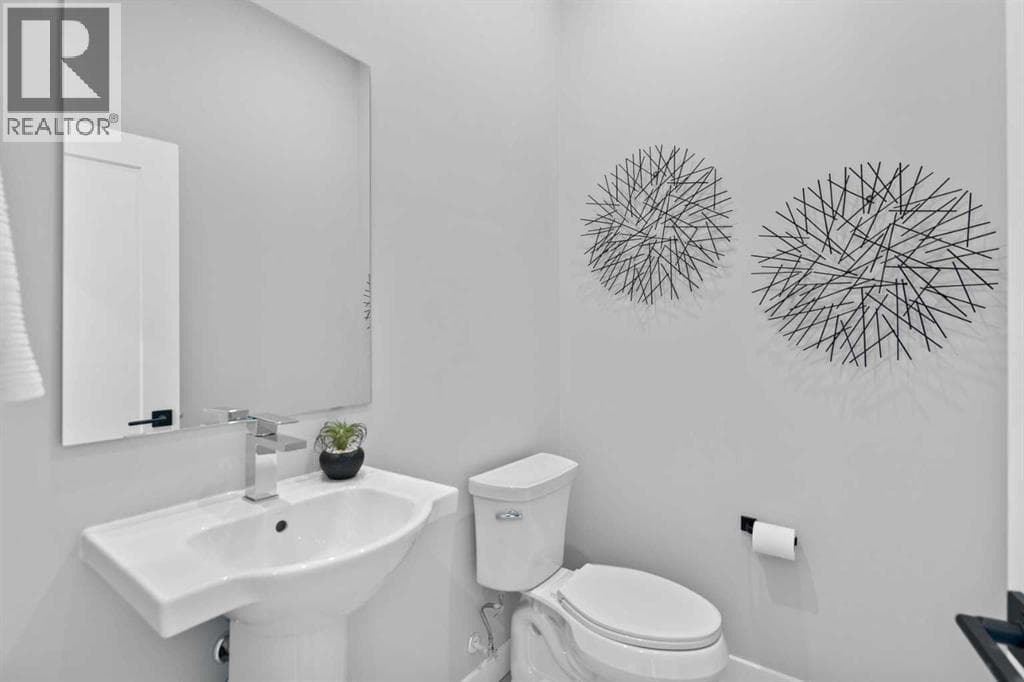 501, 8155 8 Avenue SW property photo 9