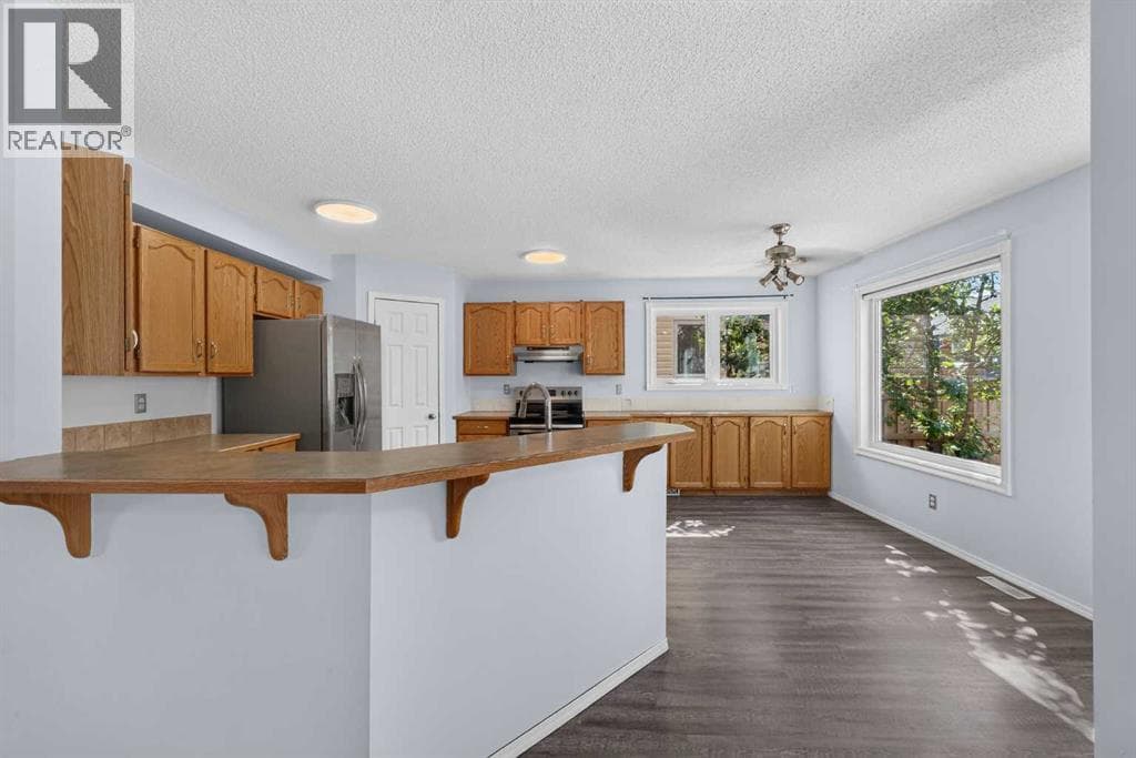 446 Harvest Hills Drive NE property photo 16