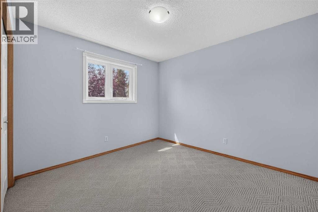 446 Harvest Hills Drive NE property photo 35