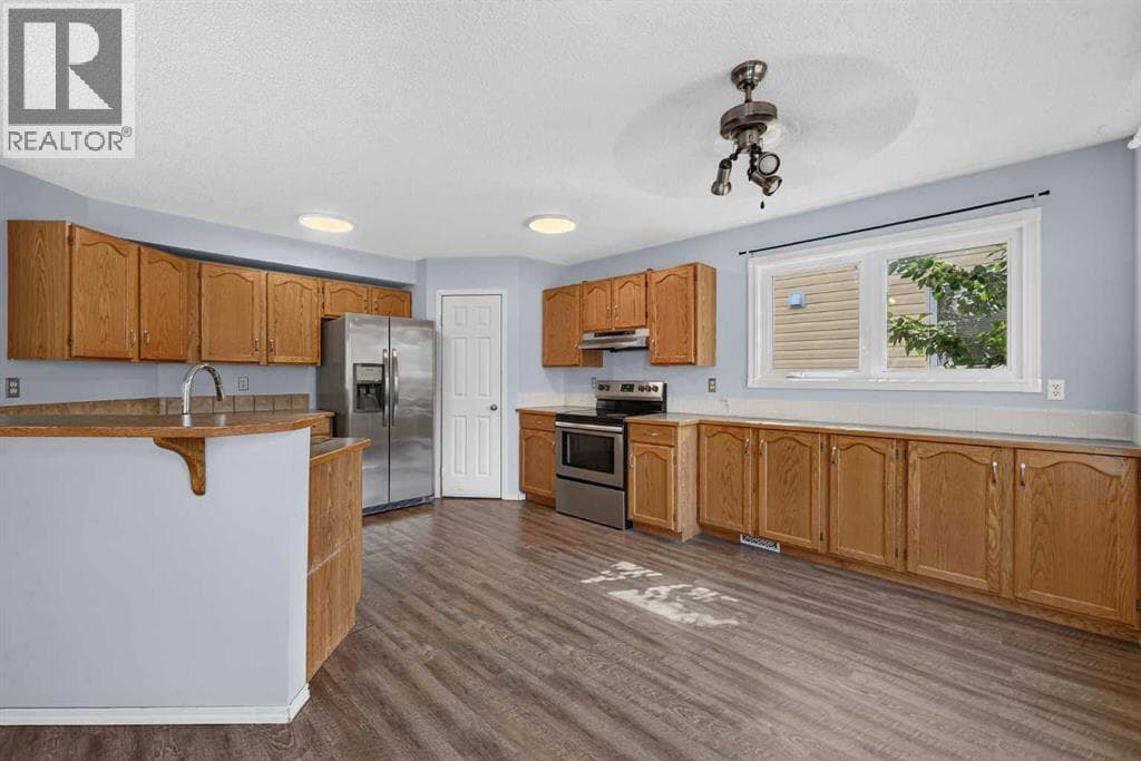446 Harvest Hills Drive NE property photo 17