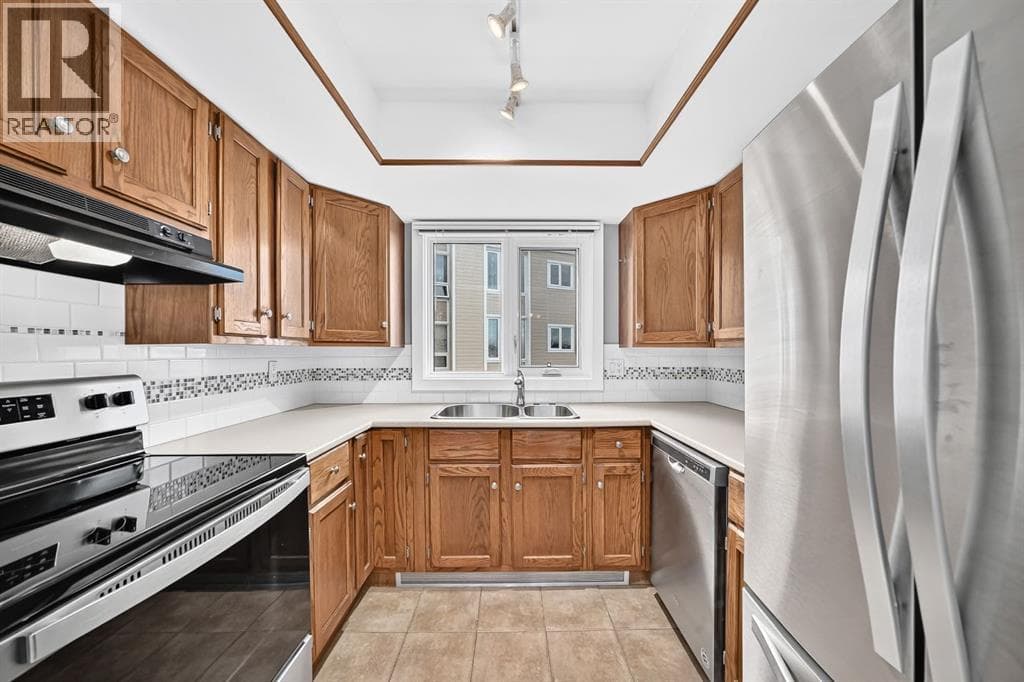 303, 3737 42 Street NW property photo 7