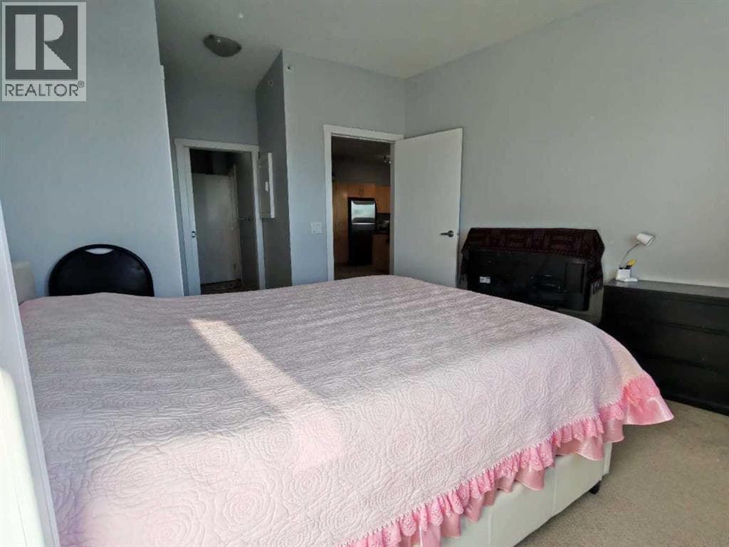 304, 69 Springborough Court SW property photo 12