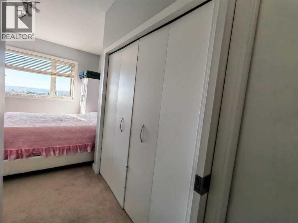 304, 69 Springborough Court SW property photo 13