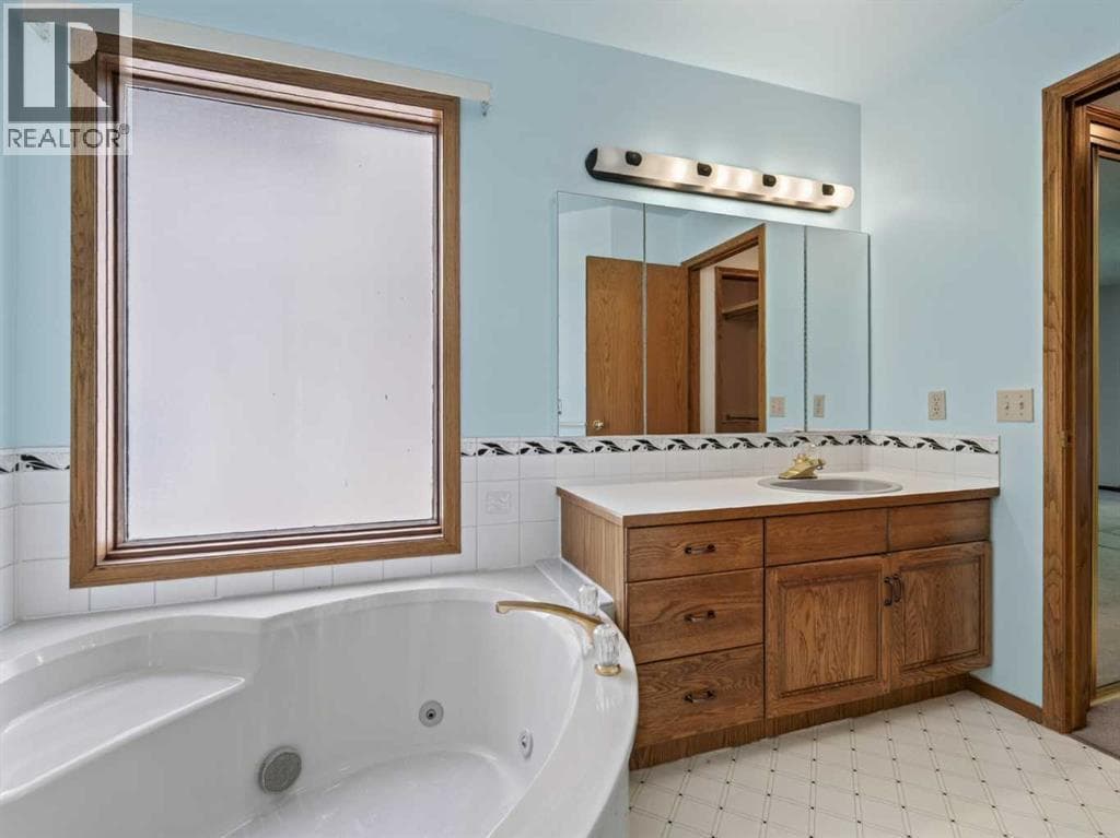92 Scandia Hill NW property photo 28
