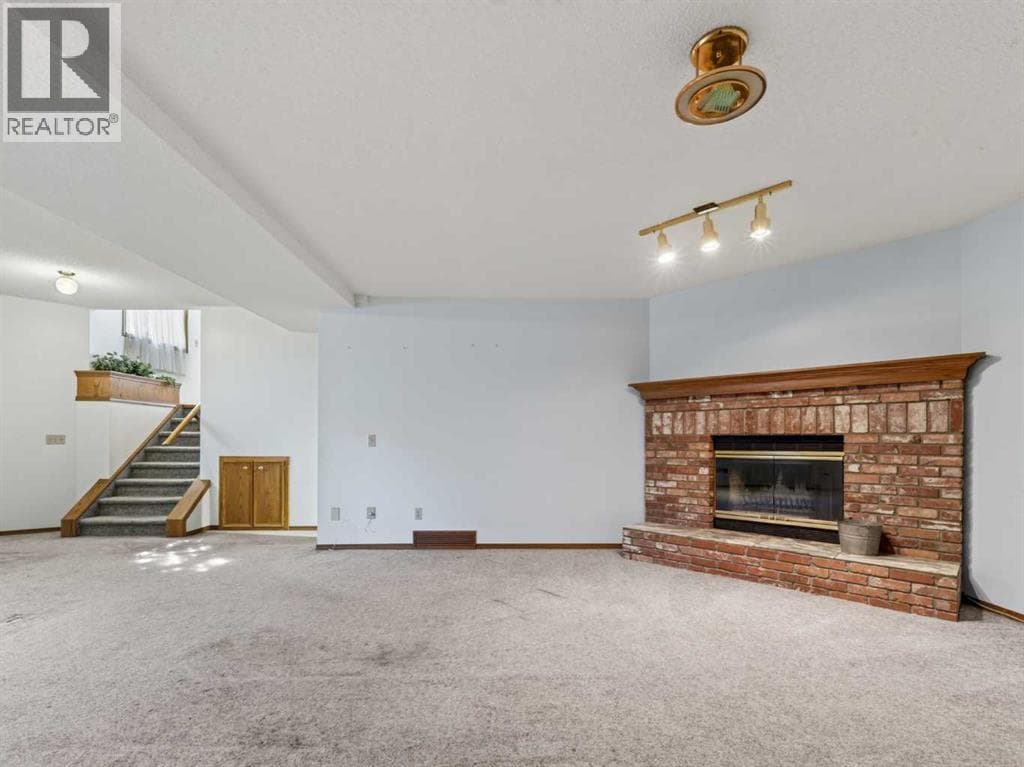 92 Scandia Hill NW property photo 32
