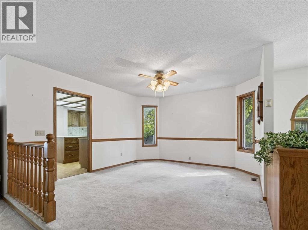 92 Scandia Hill NW property photo 6