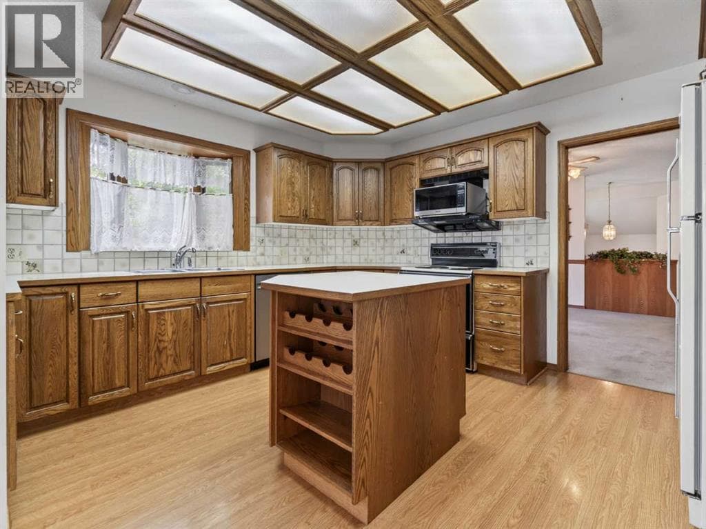 92 Scandia Hill NW property photo 18