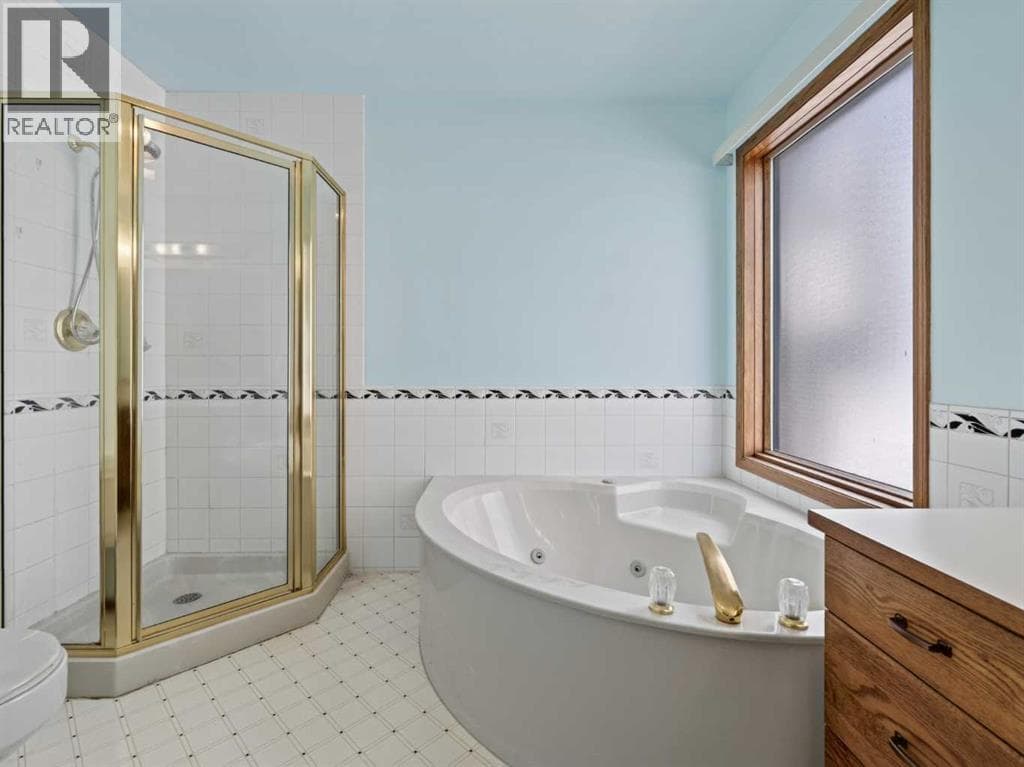 92 Scandia Hill NW property photo 12