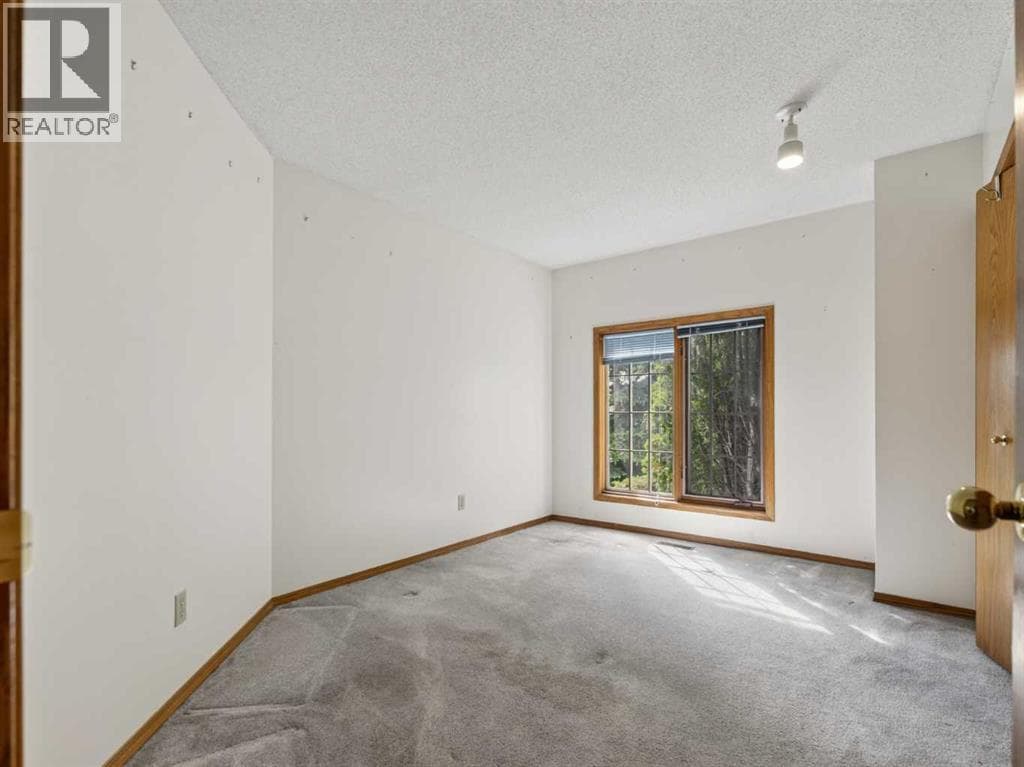 92 Scandia Hill NW property photo 30