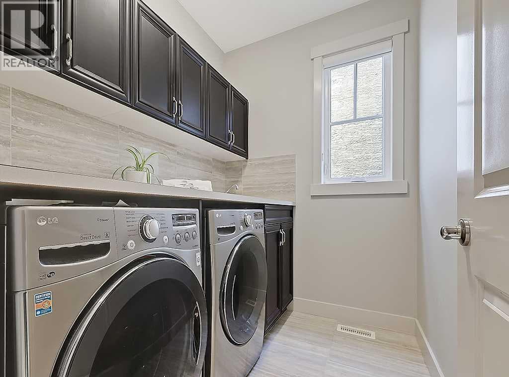 9318 14 Avenue SW property photo 34