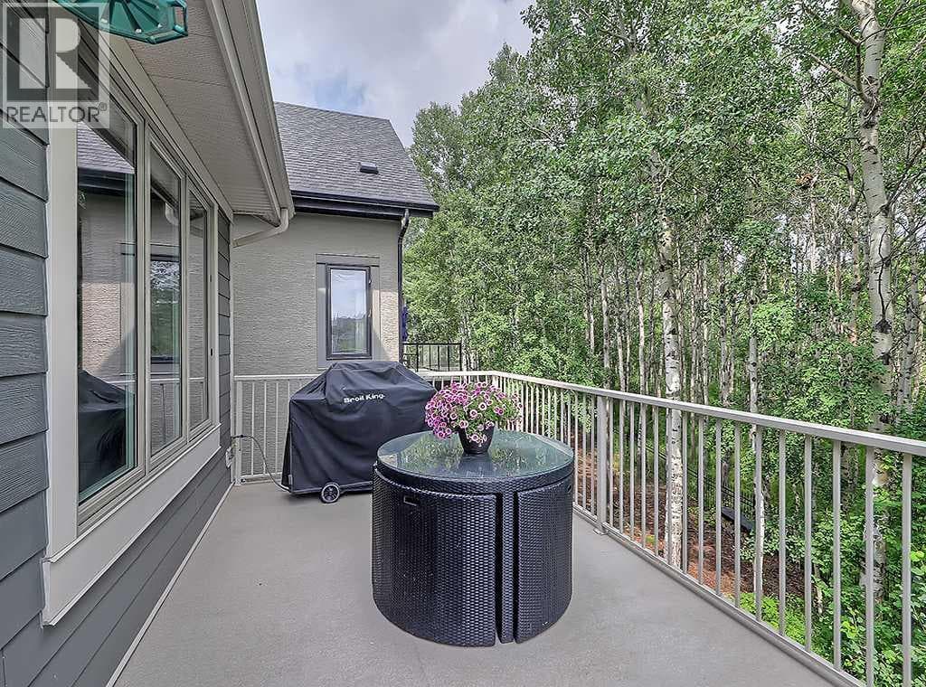 9318 14 Avenue SW property photo 45