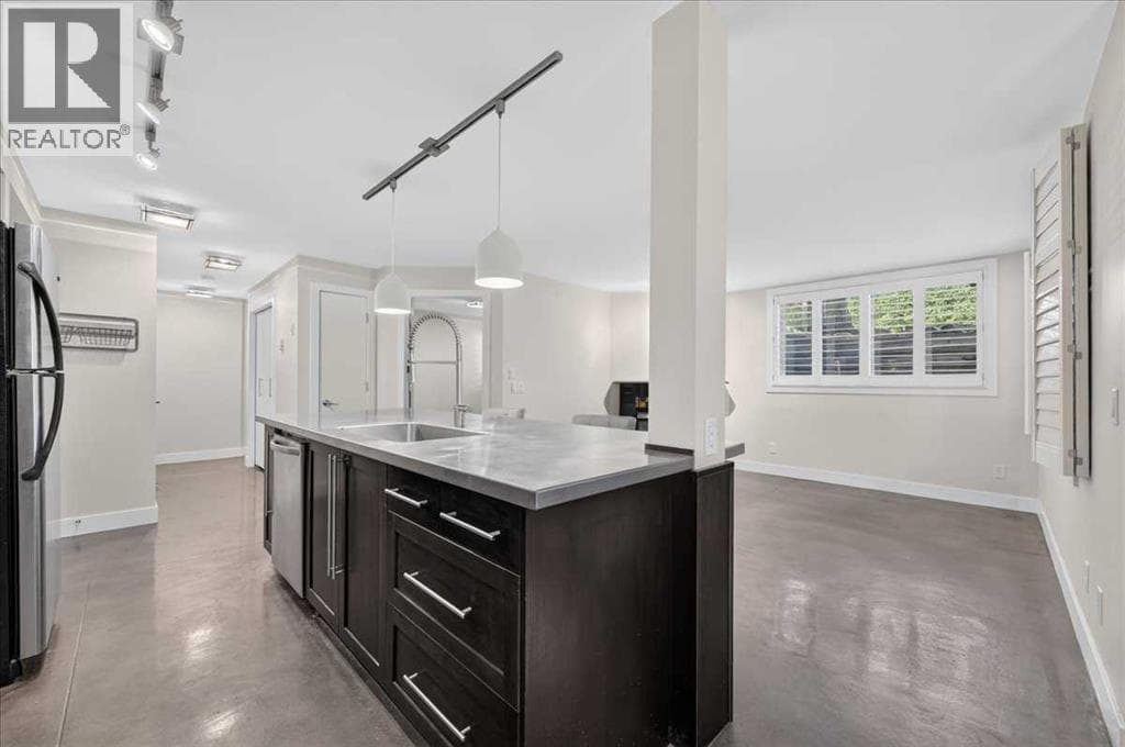 101, 3704 15A Street SW property photo 16