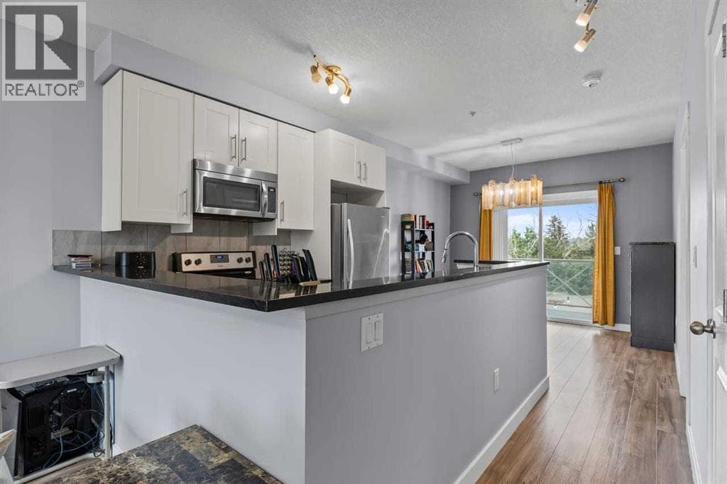 304, 1540 17 Avenue SW property photo 6