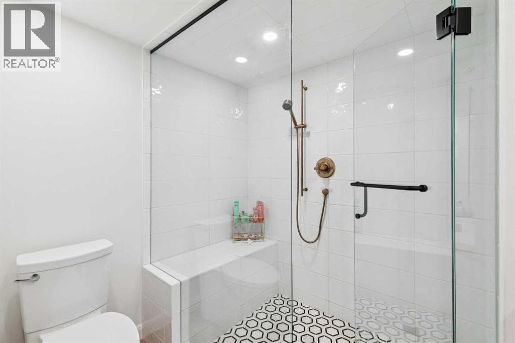 84 EDENSTONE Way NW property photo 38