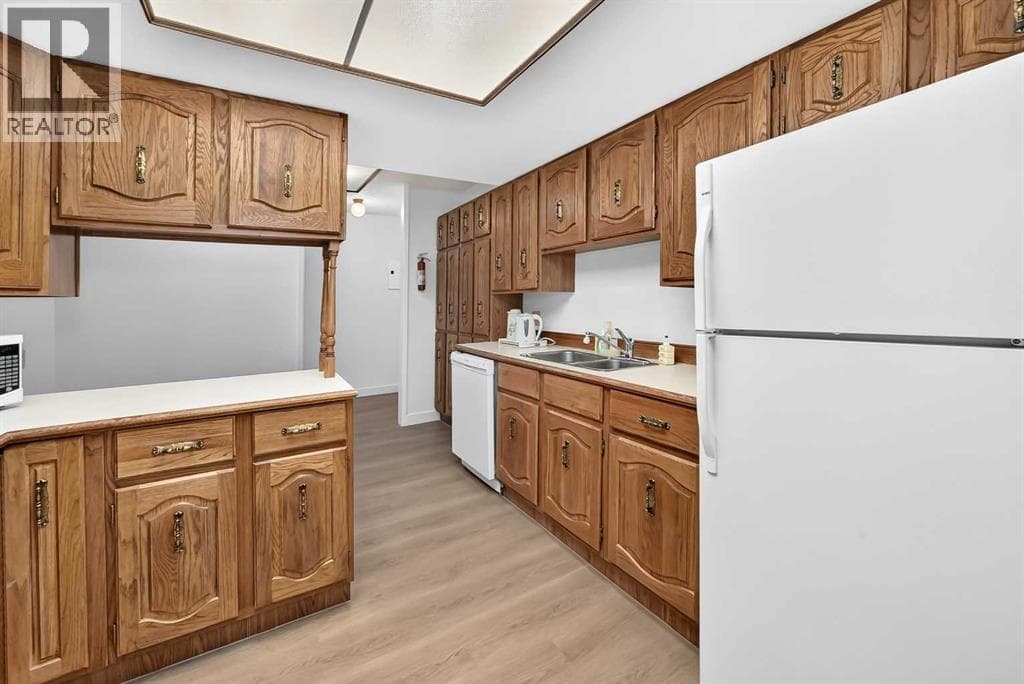 308, 3730 50 Street NW property photo 12