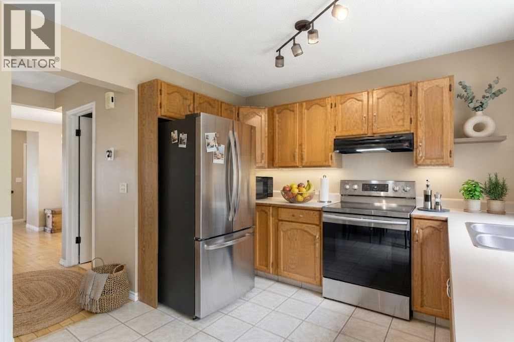 90 Coventry Lane NE property photo 11
