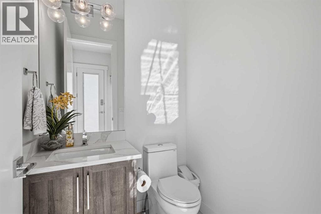 3308 2 Street NW property photo 23