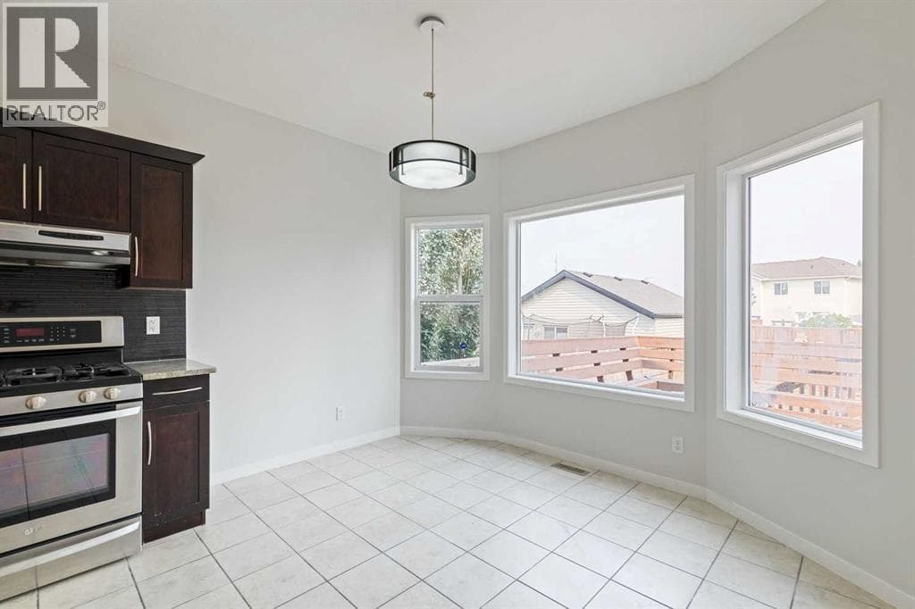 12 Autumn Court SE property photo 9