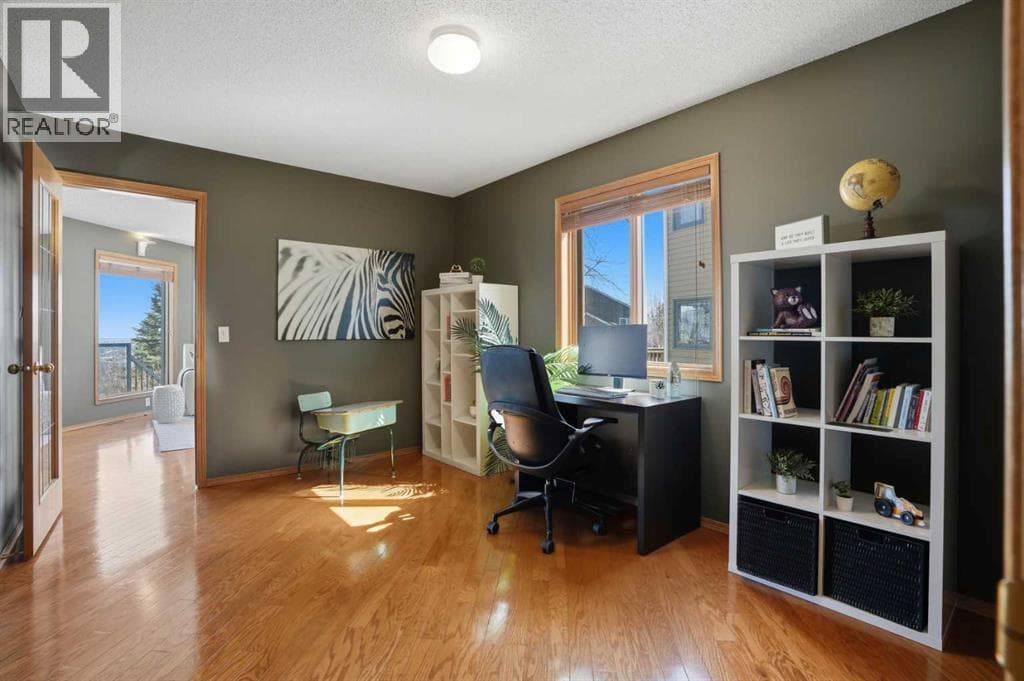 131 Edgebrook Circle NW property photo 22