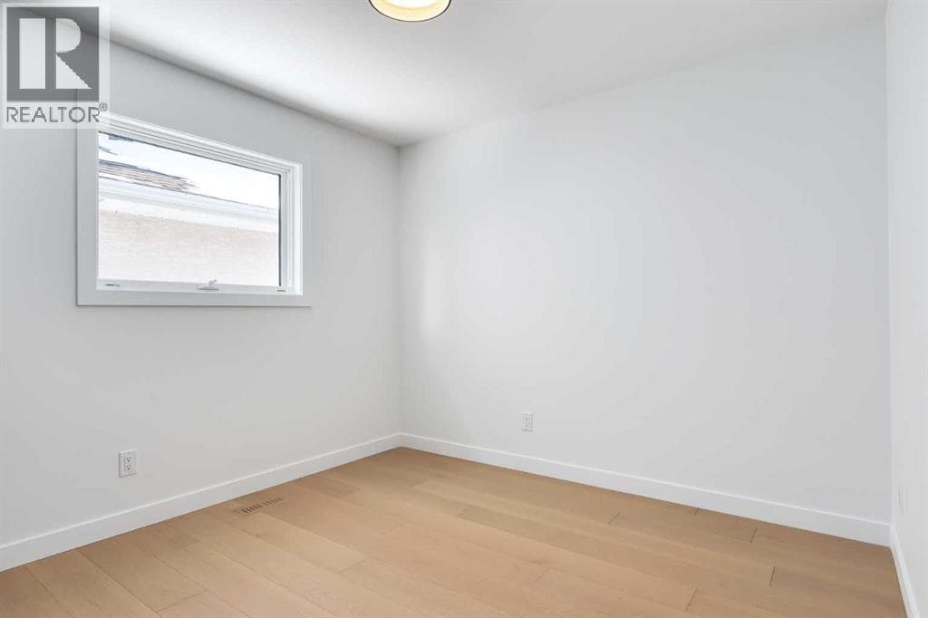 58 Edgevalley Close NW property photo 26