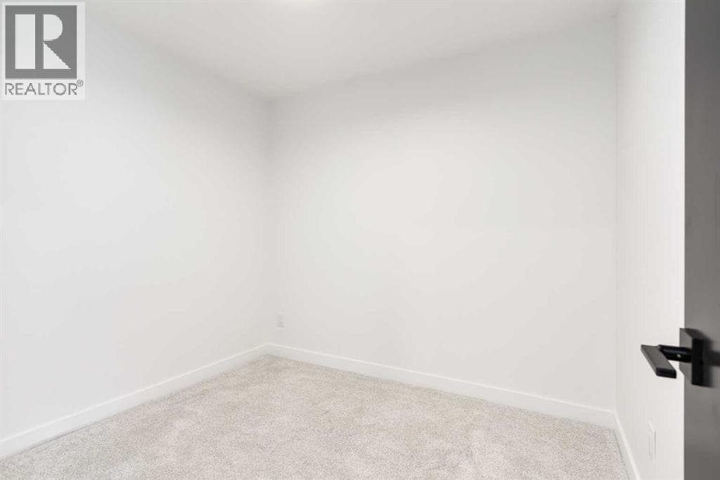 58 Edgevalley Close NW property photo 42