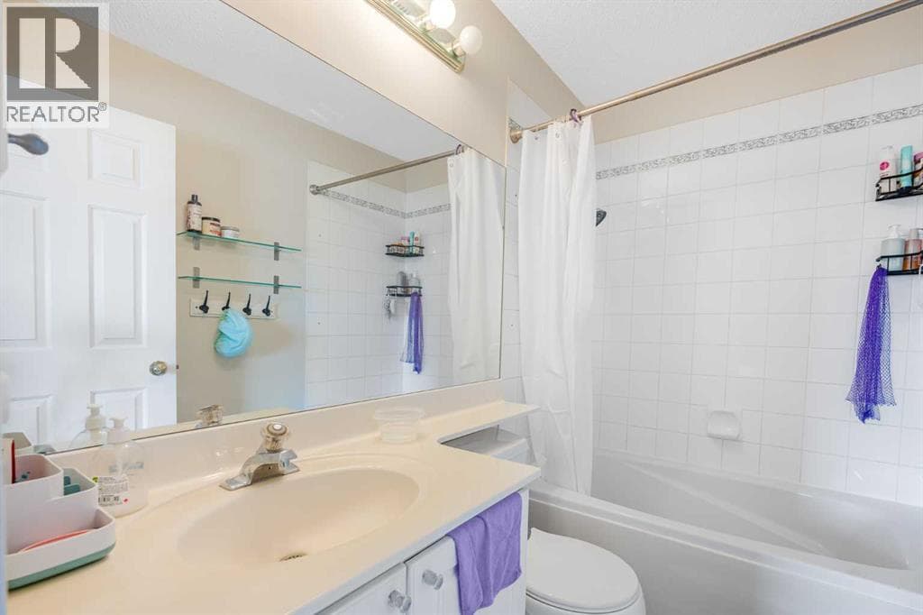 43 Covington Close NE property photo 19
