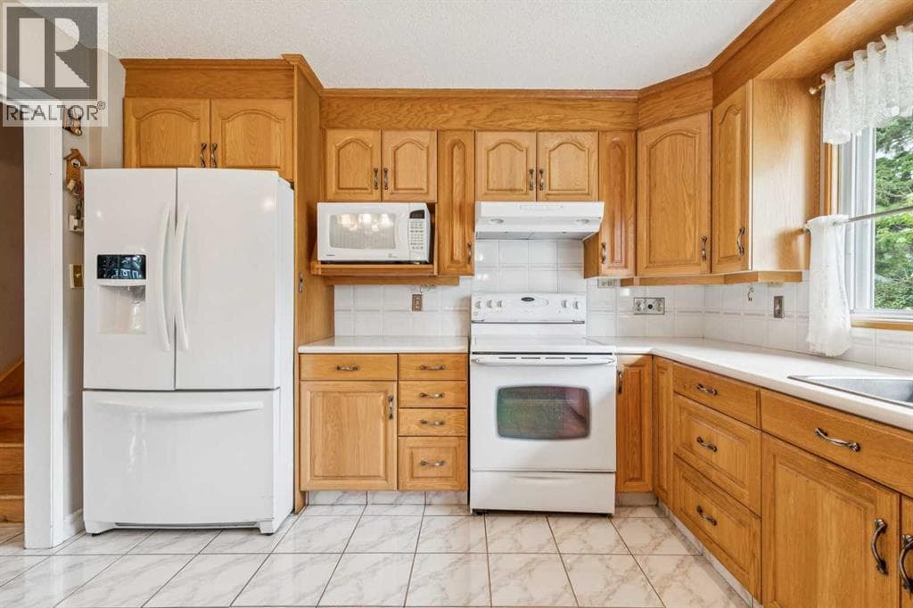5036 Vallance Crescent NW property photo 15