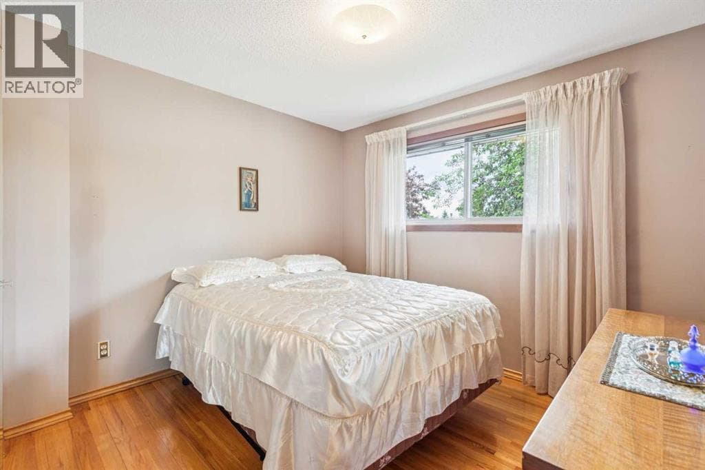 5036 Vallance Crescent NW property photo 24