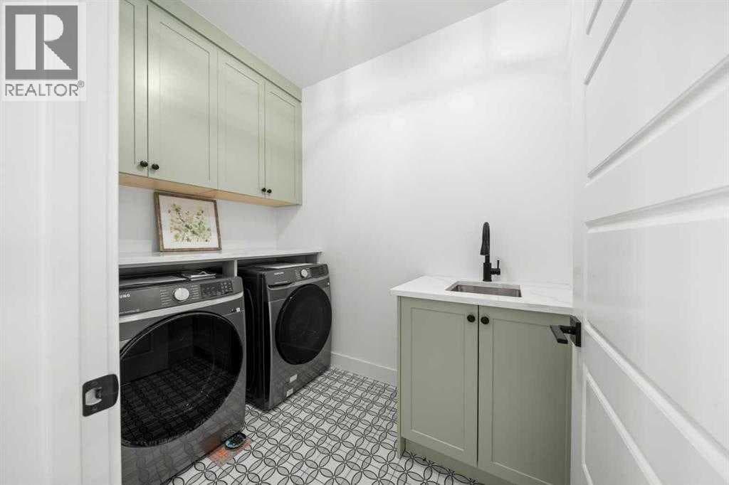 4124 18 Street SW property photo 8