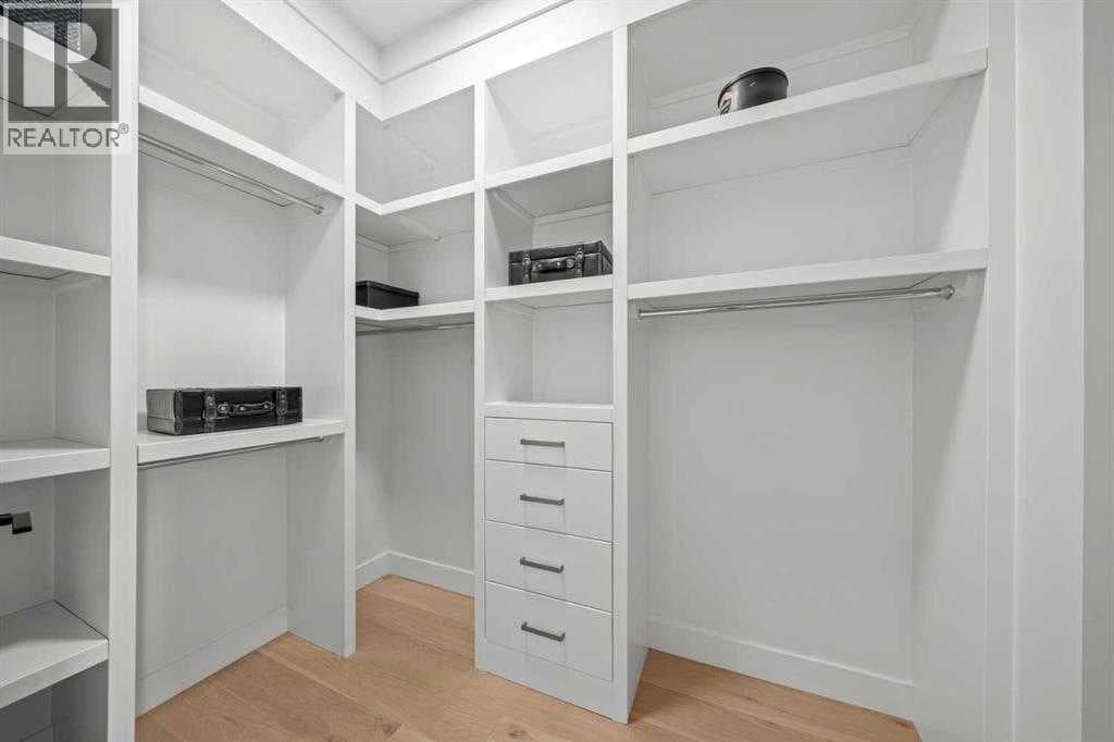 4124 18 Street SW property photo 7