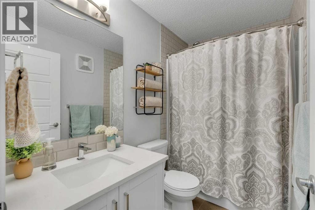 122 Harvest Grove  NE property photo 31