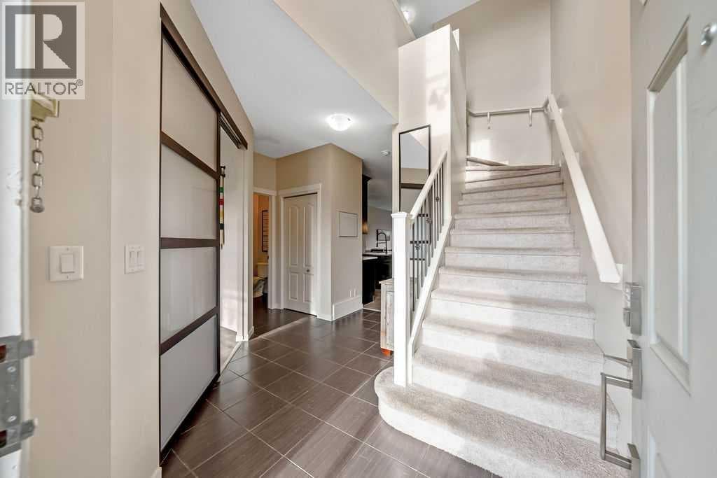 132 Evansborough Way NW property photo 3