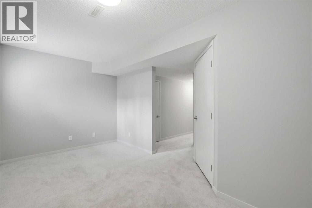 209 Copperpond Row SE property photo 31