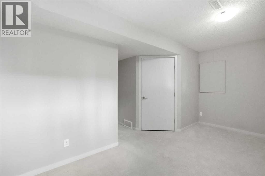 209 Copperpond Row SE property photo 32