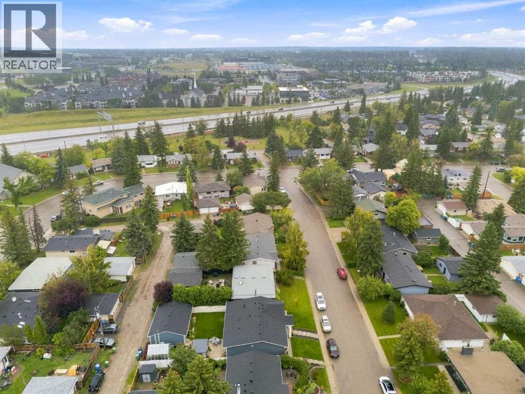 5316 La Salle Crescent SW property photo 41