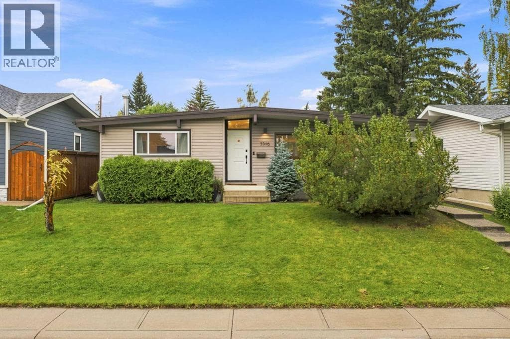 5316 La Salle Crescent SW property photo 2